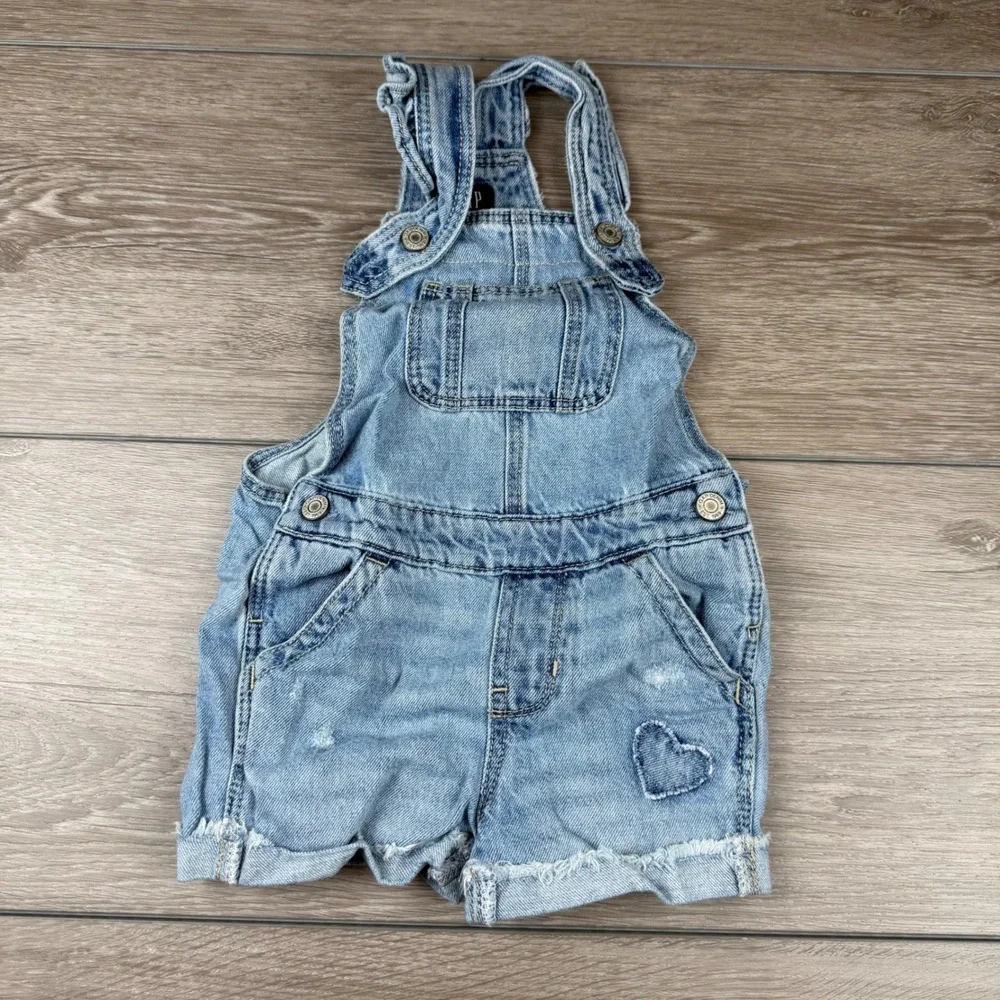 Gap Girls Denim Overall Shorts Heart Distressed Blue 2T